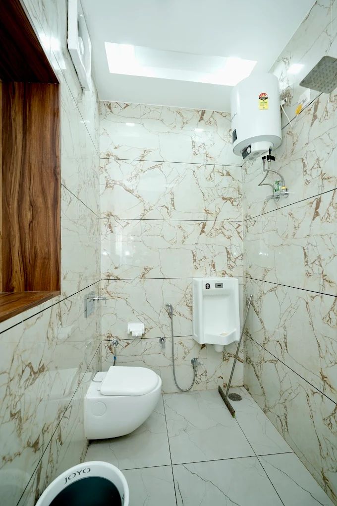 New Mount View Hotel DELUXE ROOM WITH BALCONY 4