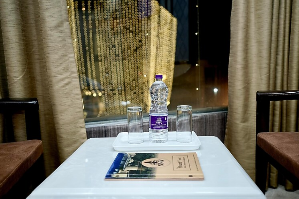 New Mount View Hotel DELUXE ROOM WITH BALCONY 6