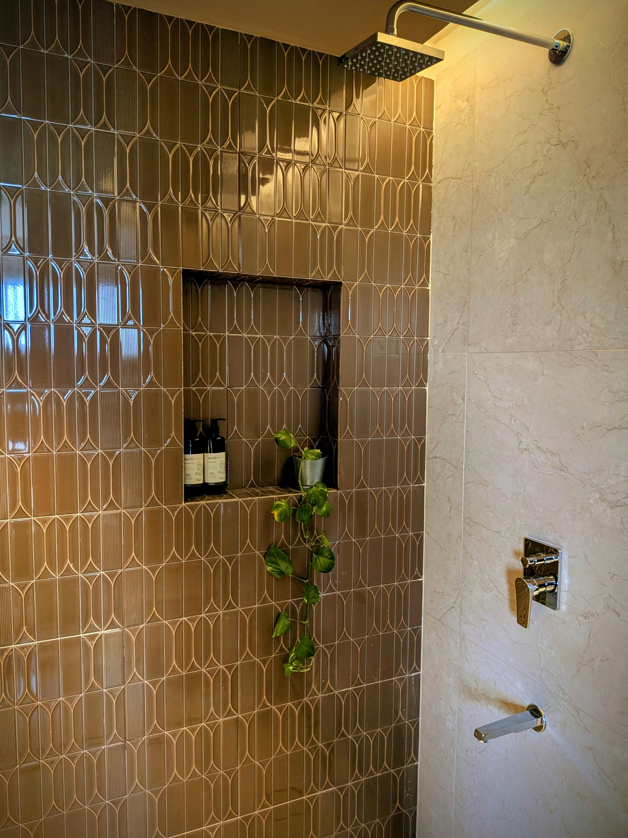 Minimaist - Varanasi City Centre King Room 5