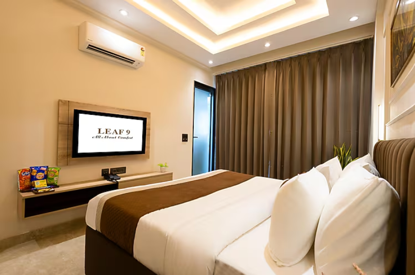 Deluxe Studio Room