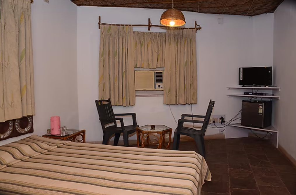 Chhuti Holiday Resort Standard AC Cottage 2