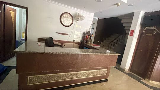 Side Image 2