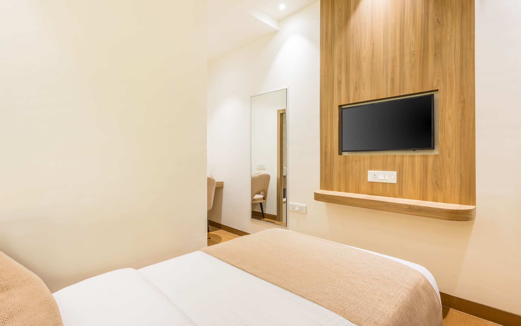 Enrise By Sayaji Bareilly Deluxe Room 4