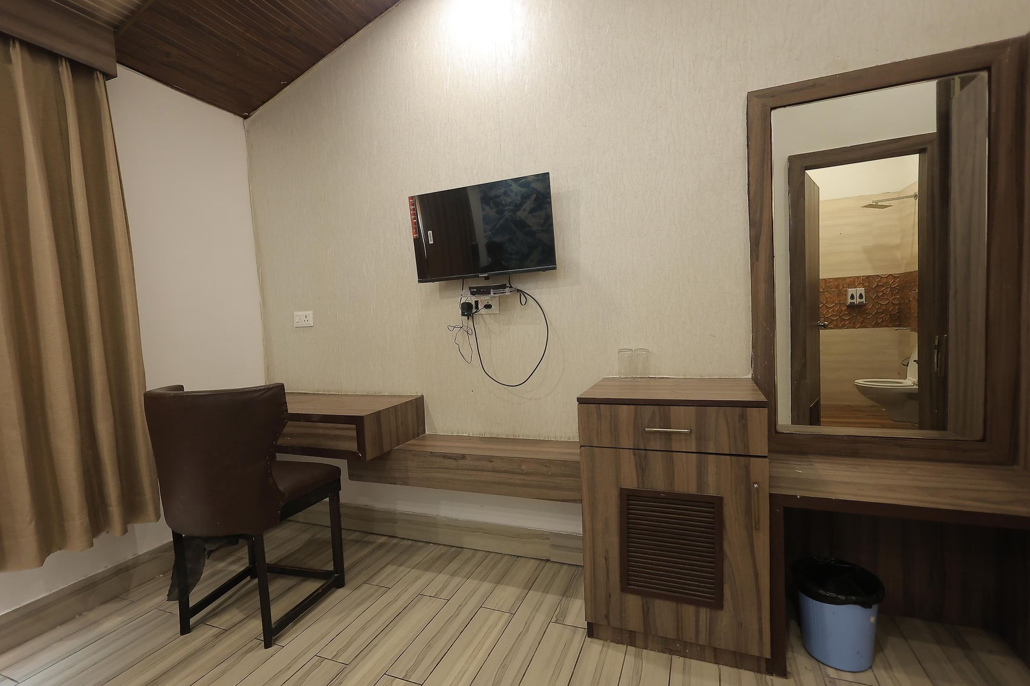 Sparsh Village Club Deluxe Room 8