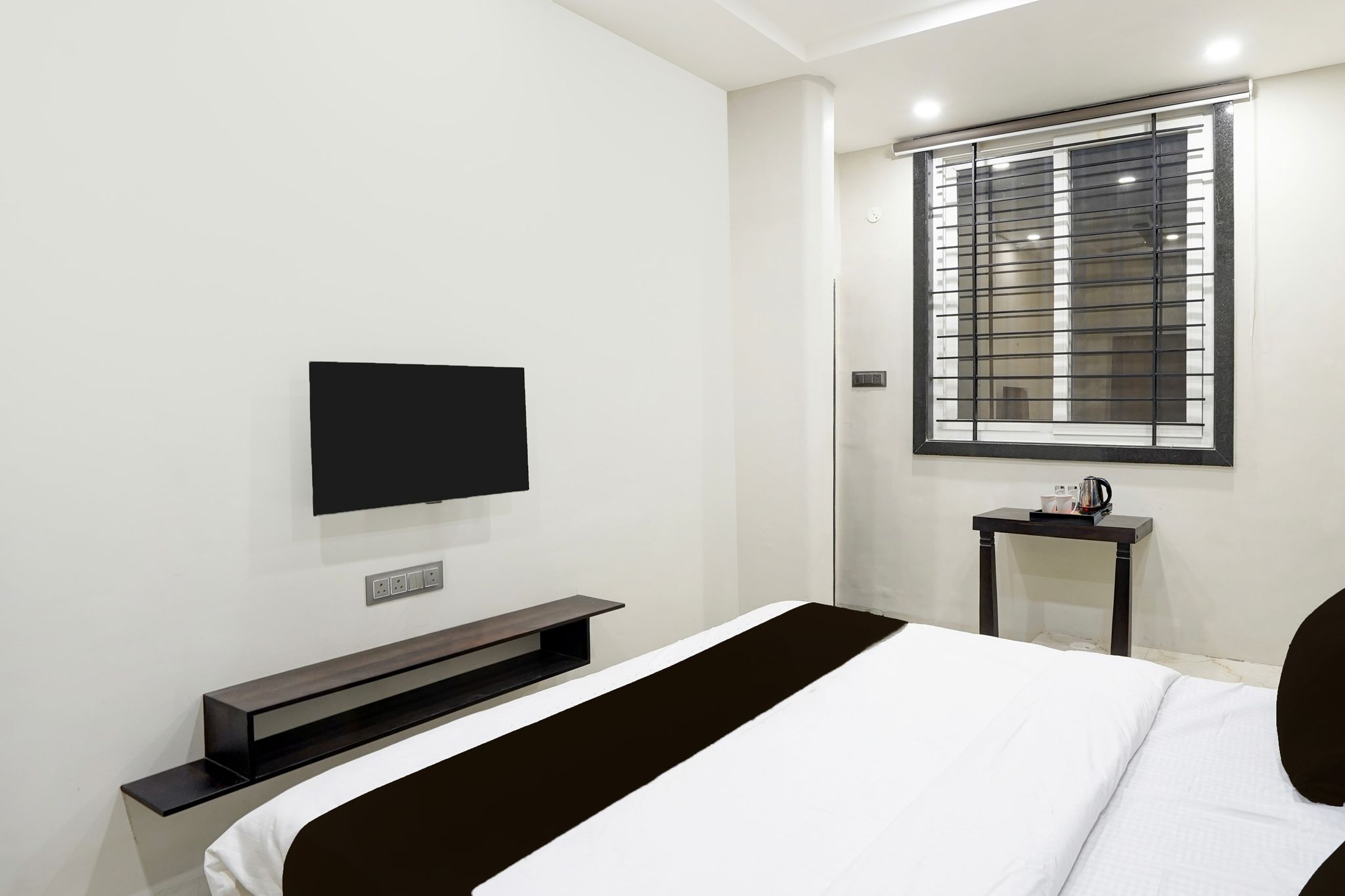 Super Townhouse Rajendra Nagar Main Road CLASSIC 12