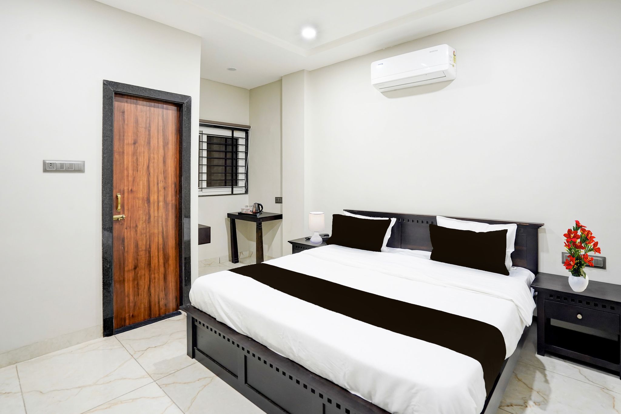 Super Townhouse Rajendra Nagar Main Road CLASSIC 8