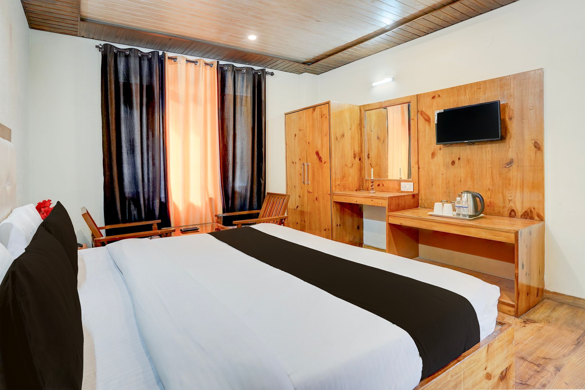 Super Hotel O Vashisht Temple Formerly Mountain King CLASSIC 6