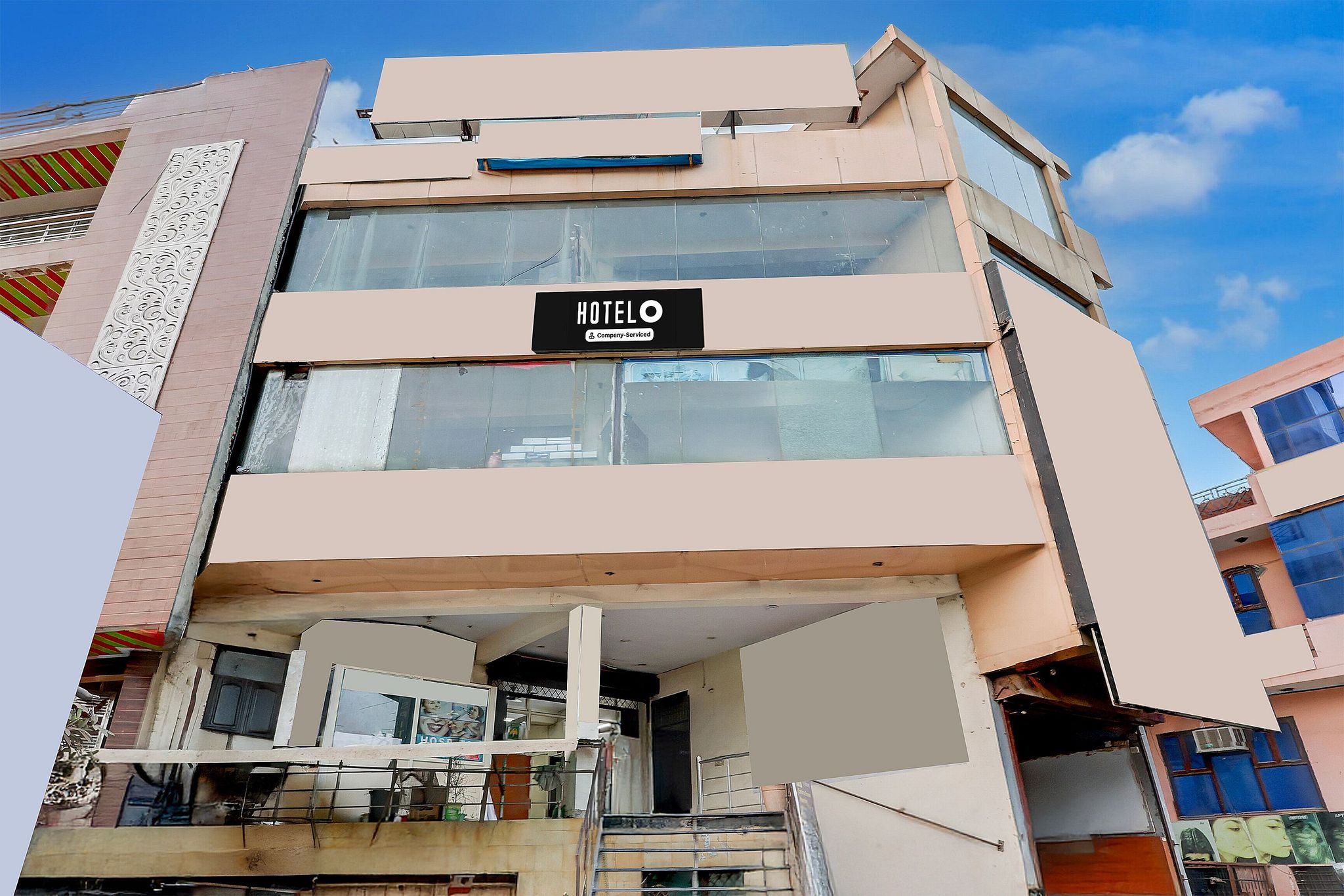 Hotel O Sector 4 Manraj Complex Gurugram