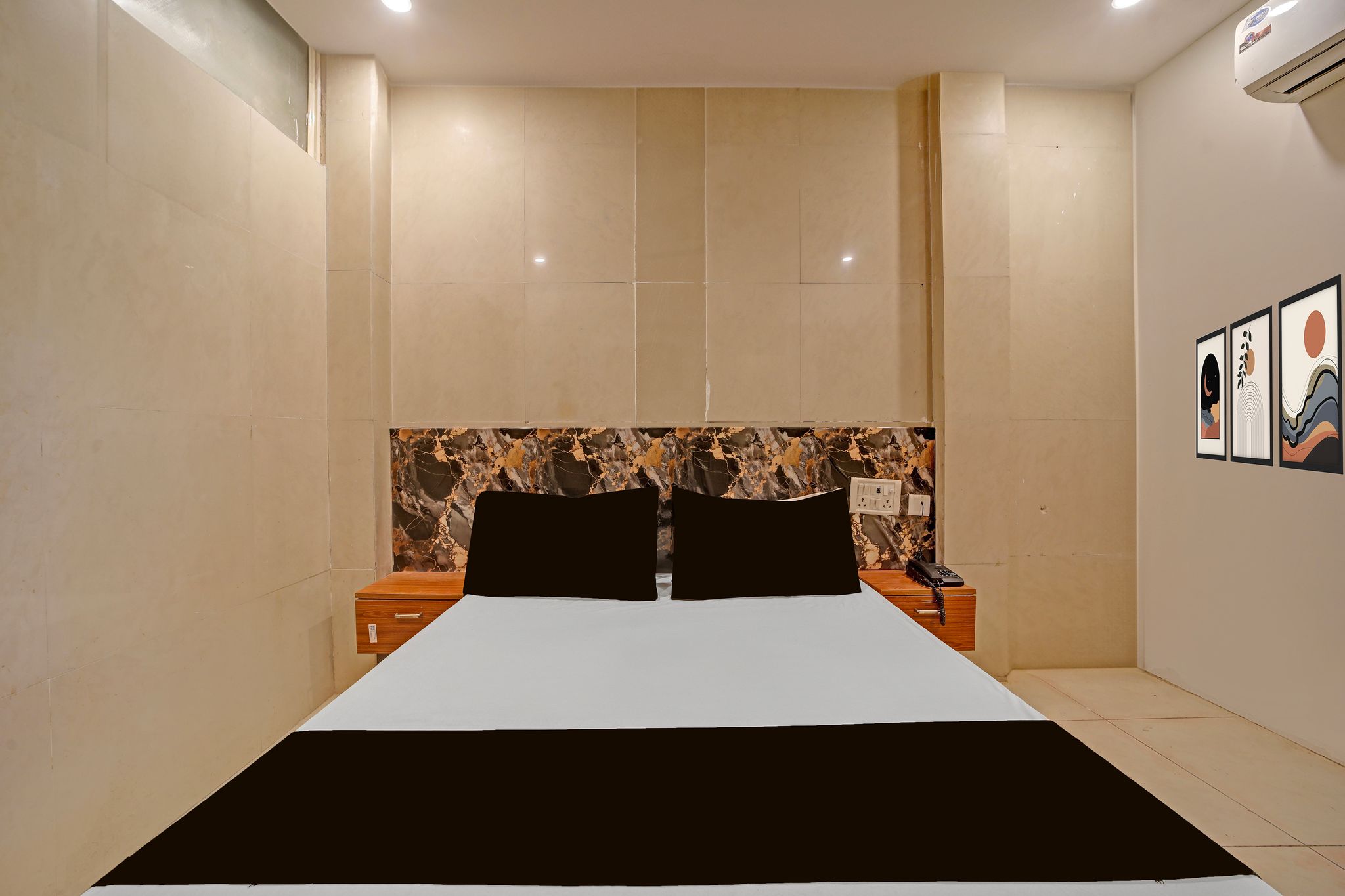 Super Collection O Azad Nagar Ayodhya Bypass Road Bhopal Formerly Hotel Inbox CLASSIC 10