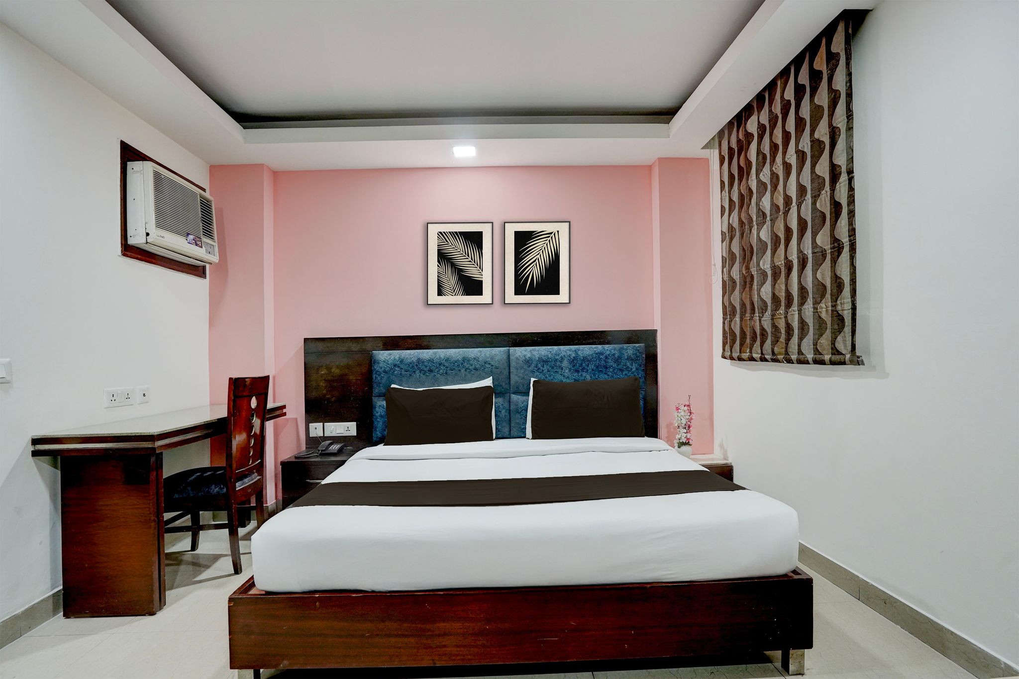 Super Townhouse Millenium City Centre CLASSIC 2