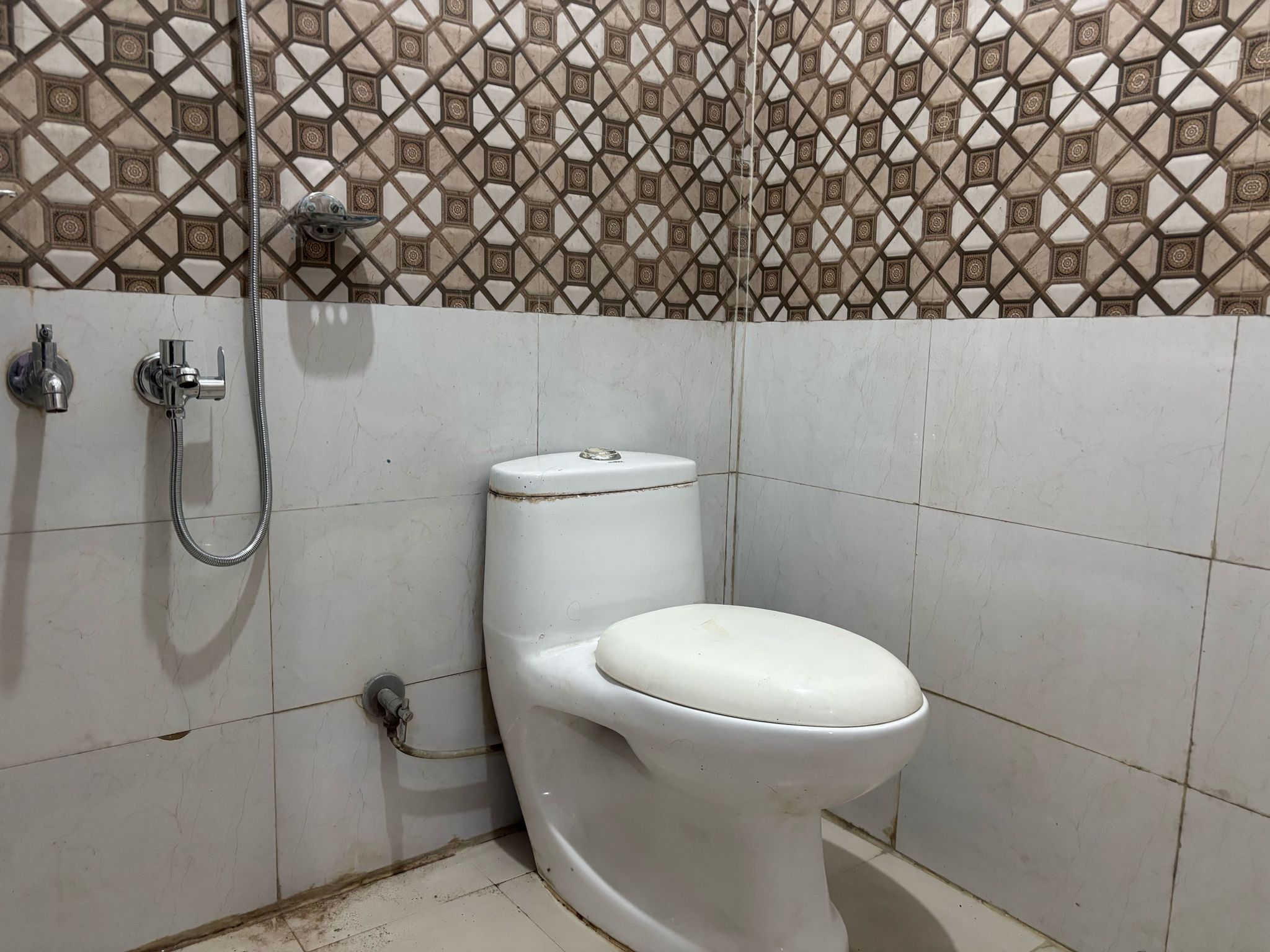 Collection O DLF Phase 3 Metro Station Gurgaon Formerly Krishnay Residency Classic 17