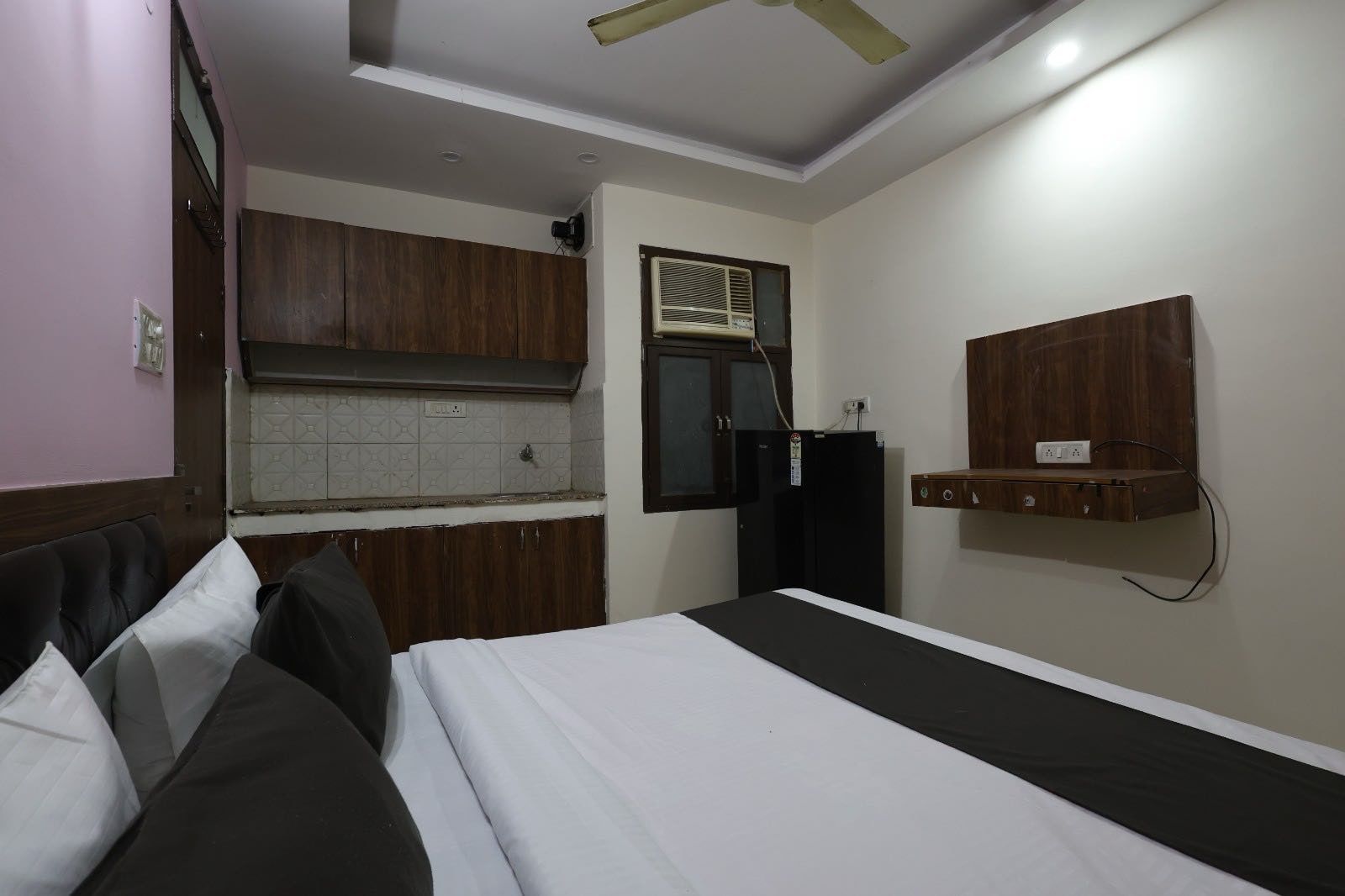 Collection O DLF Phase 3 Metro Station Gurgaon Formerly Krishnay Residency Classic 13