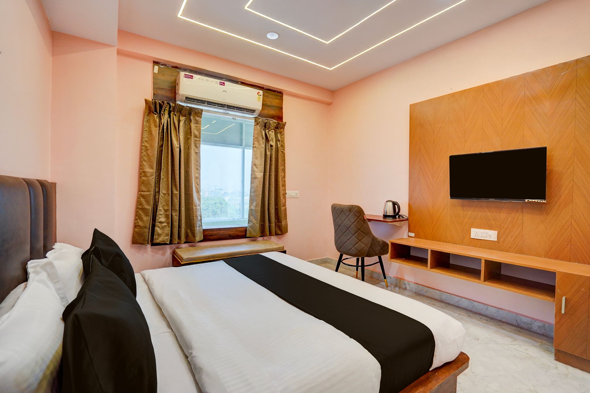 Super Townhouse Oak Panki Railway Junction Formerly Hotel Rudra CLASSIC 3