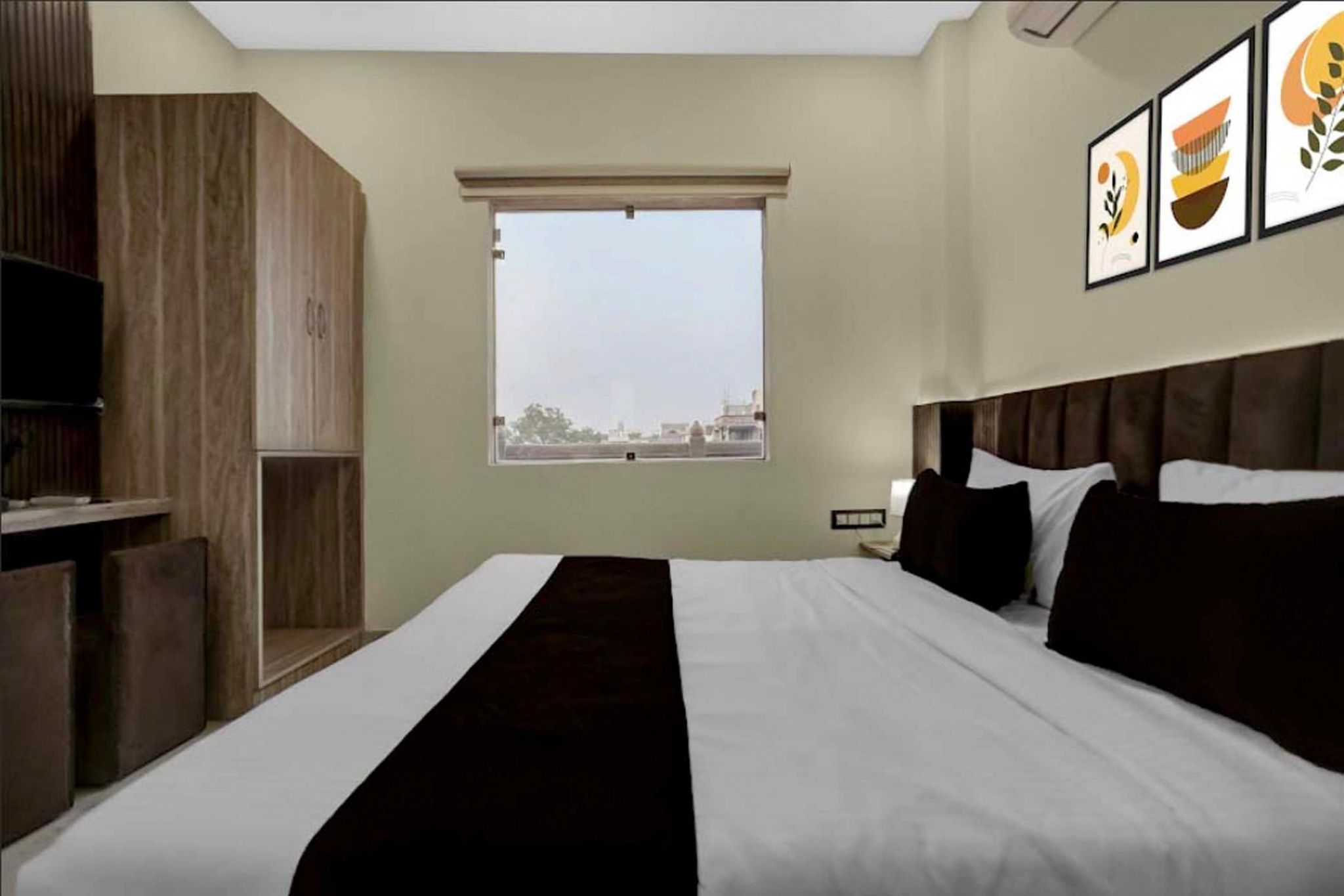 Super Townhouse Oak Kaal Bhairav Temple Varanasi CLASSIC 17