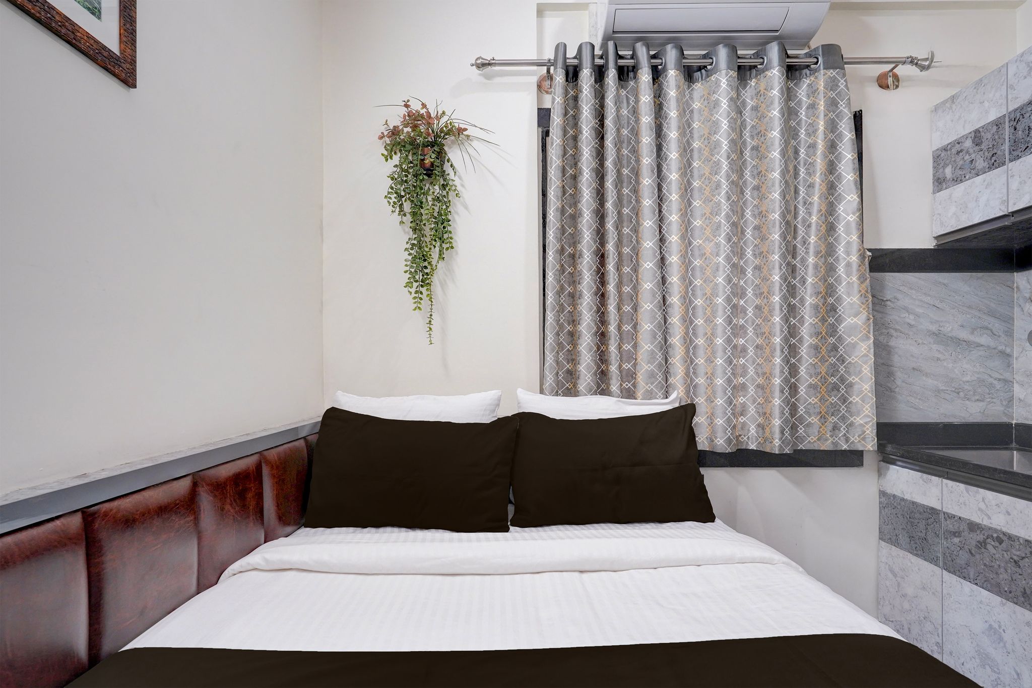 Townhouse Koramangala Road Complex Formerly Parkash Tower CLASSIC 11