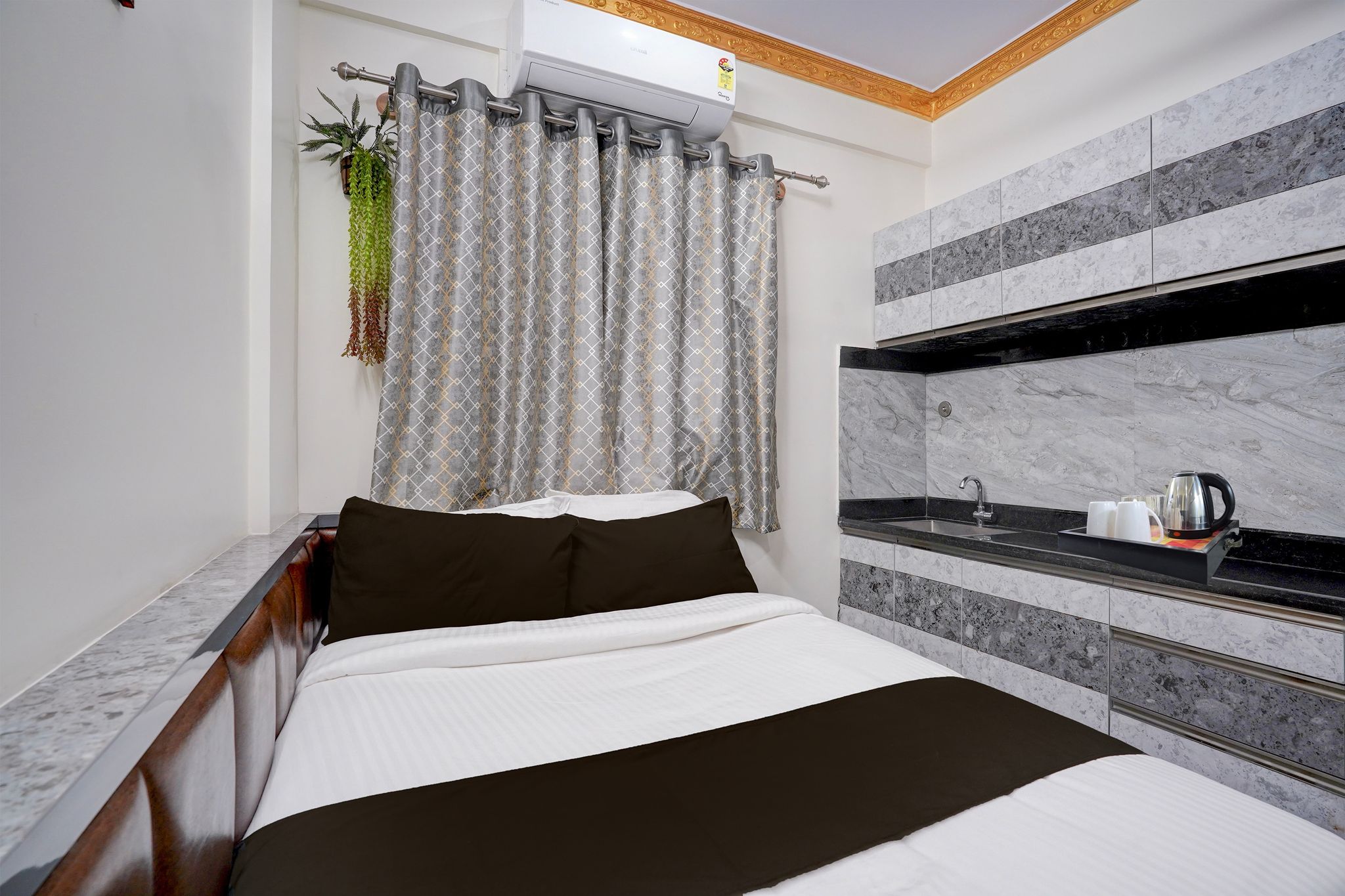 Townhouse Koramangala Road Complex Formerly Parkash Tower CLASSIC 10