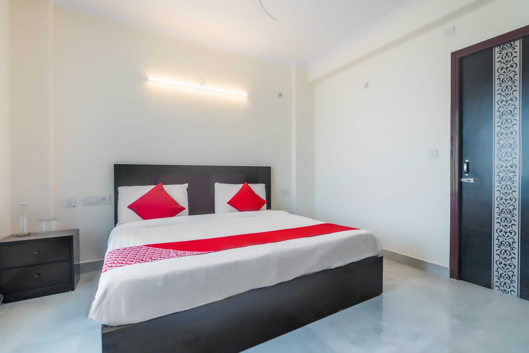 Hotel O The Grand Venice Mall Formerly VM Residency Classic 5