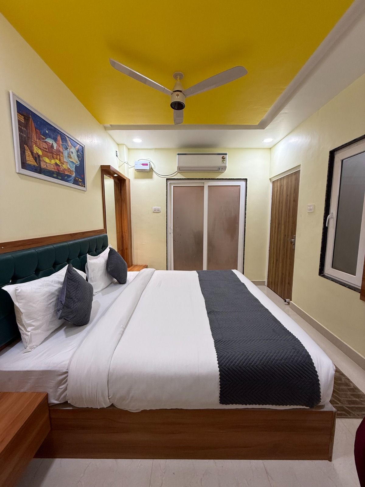 Executive Room Triple Bed With Balcony