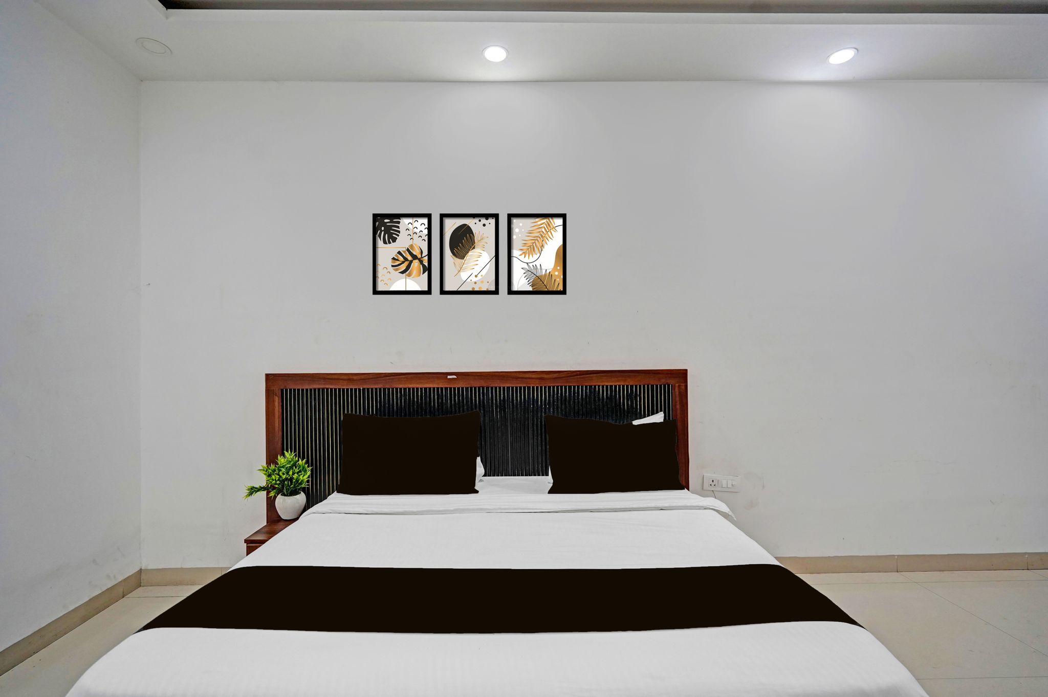 Super Hotel O Sector 110 Noida Formerly Luv Kush Tower Bhangel Classic 28