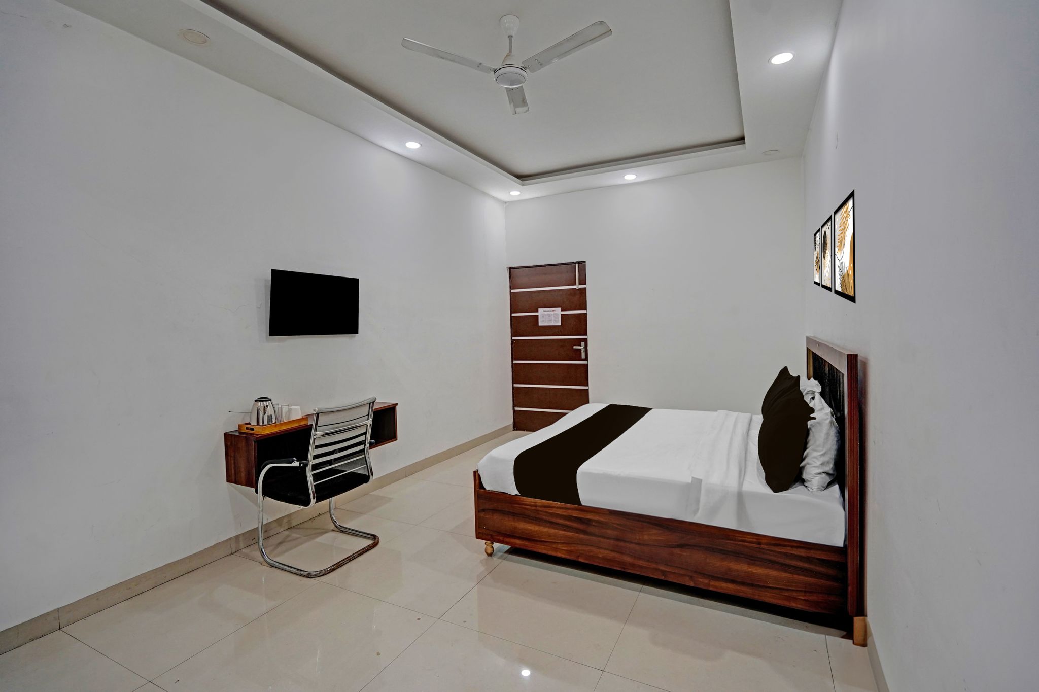 Super Hotel O Sector 110 Noida Formerly Luv Kush Tower Bhangel Classic 40