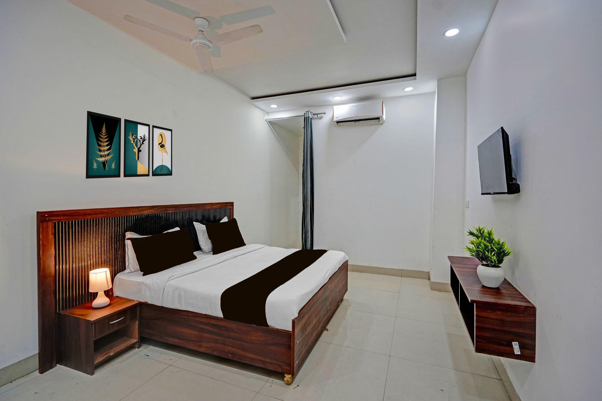 Super Hotel O Sector 110 Noida Formerly Luv Kush Tower Bhangel Classic 42