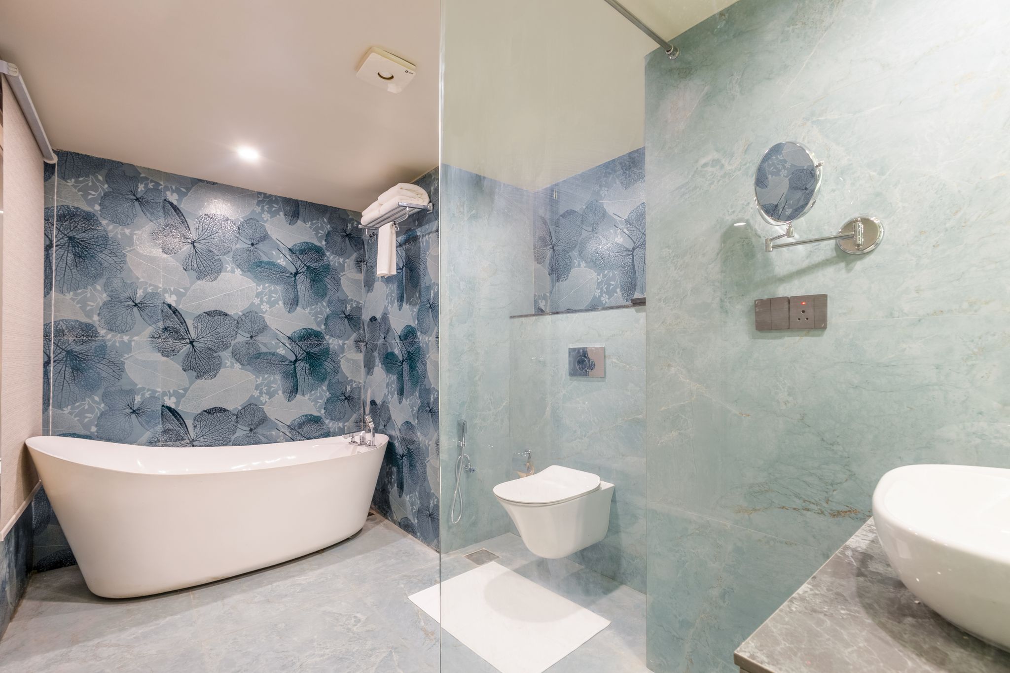 Sterling Saryu Ayodhya Junior Suite 2