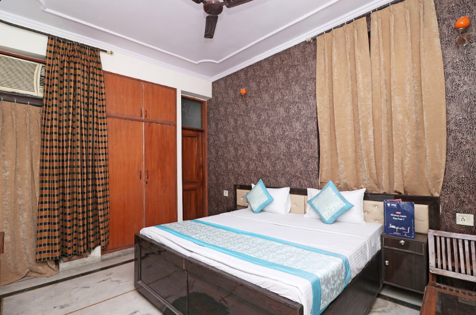 Deluxe Room with City View