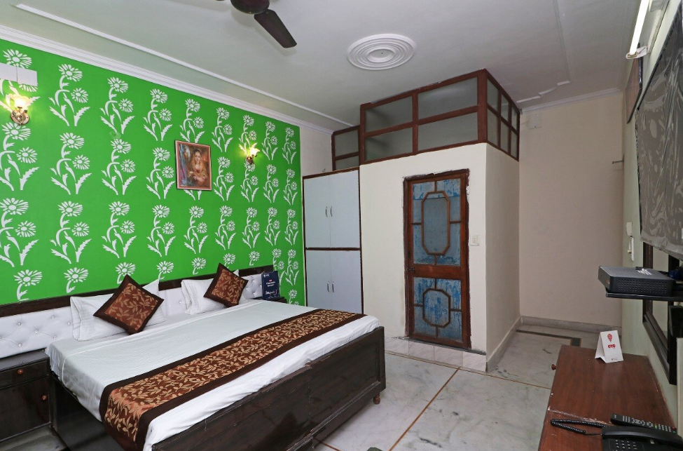 Deluxe Room with City View