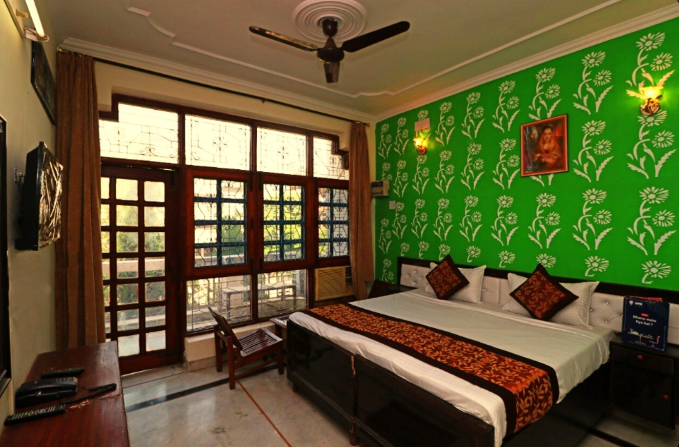 Deluxe Room with City View