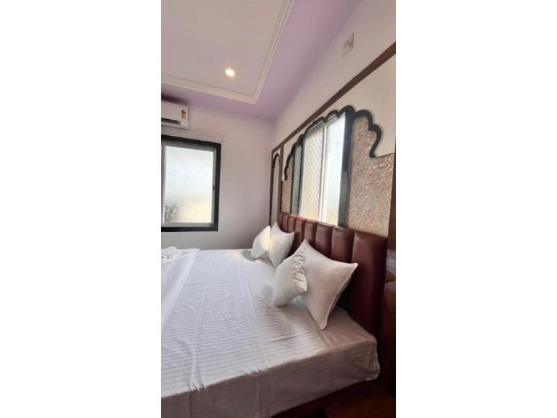 Aranya Villa Deluxe Room 22