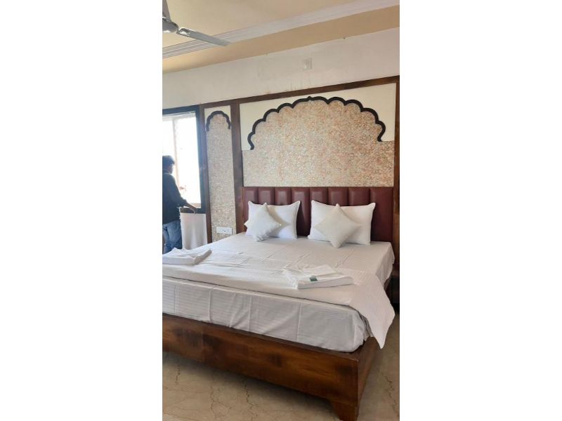 Aranya Villa Deluxe Room 26