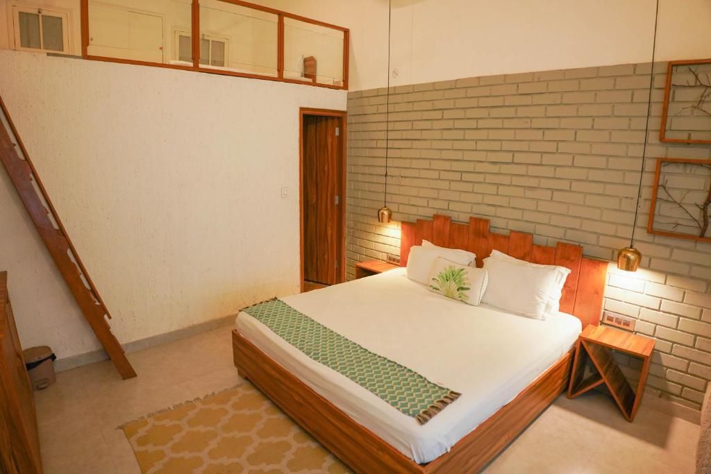 The Bougainvillea Bed & Breakfast Deluxe Double Room 6