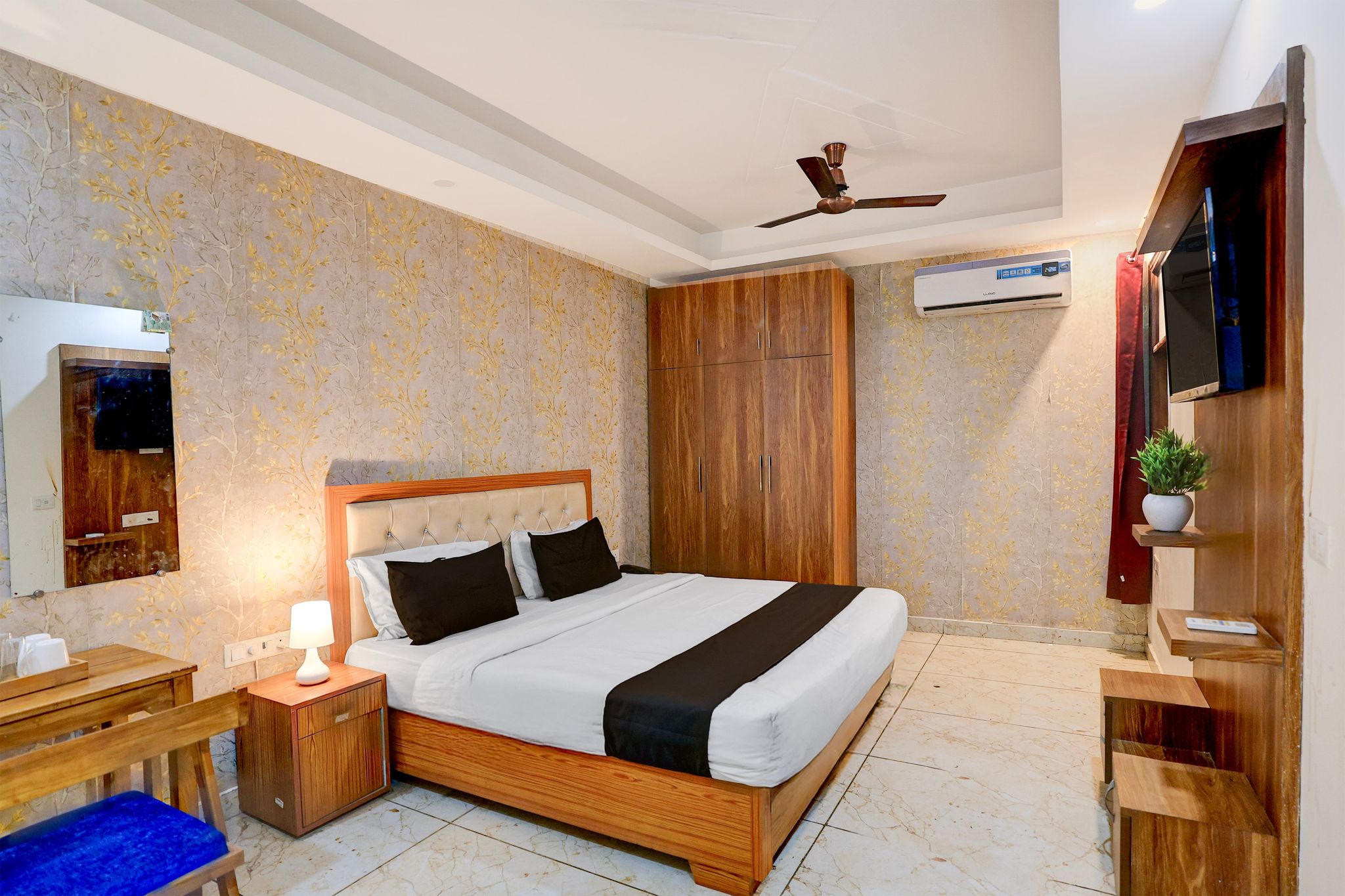 Super Townhouse Sector 122 Noida Formerly Anvi Inn Classic 15