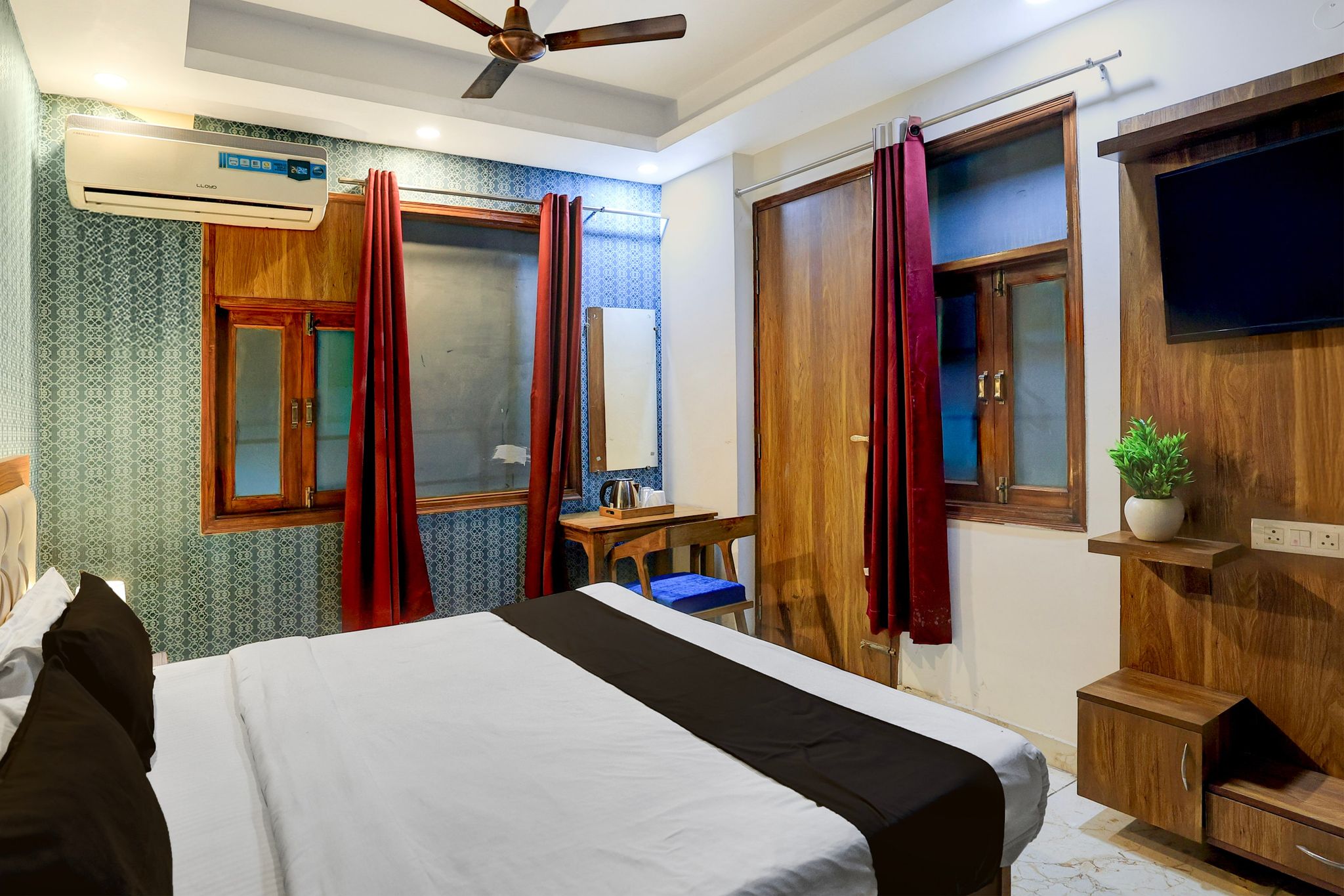 Super Townhouse Sector 122 Noida Formerly Anvi Inn Classic 10