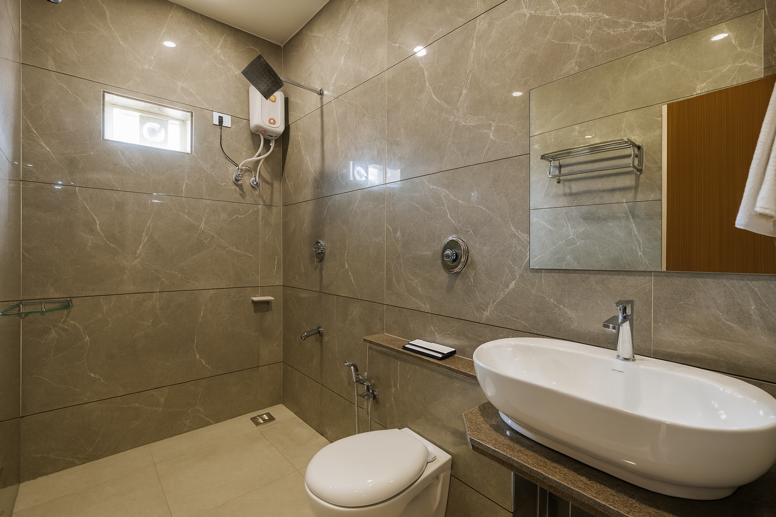 Lavender Hotels With Swimming Pool - Statue Of Unity Deluxe Room 9