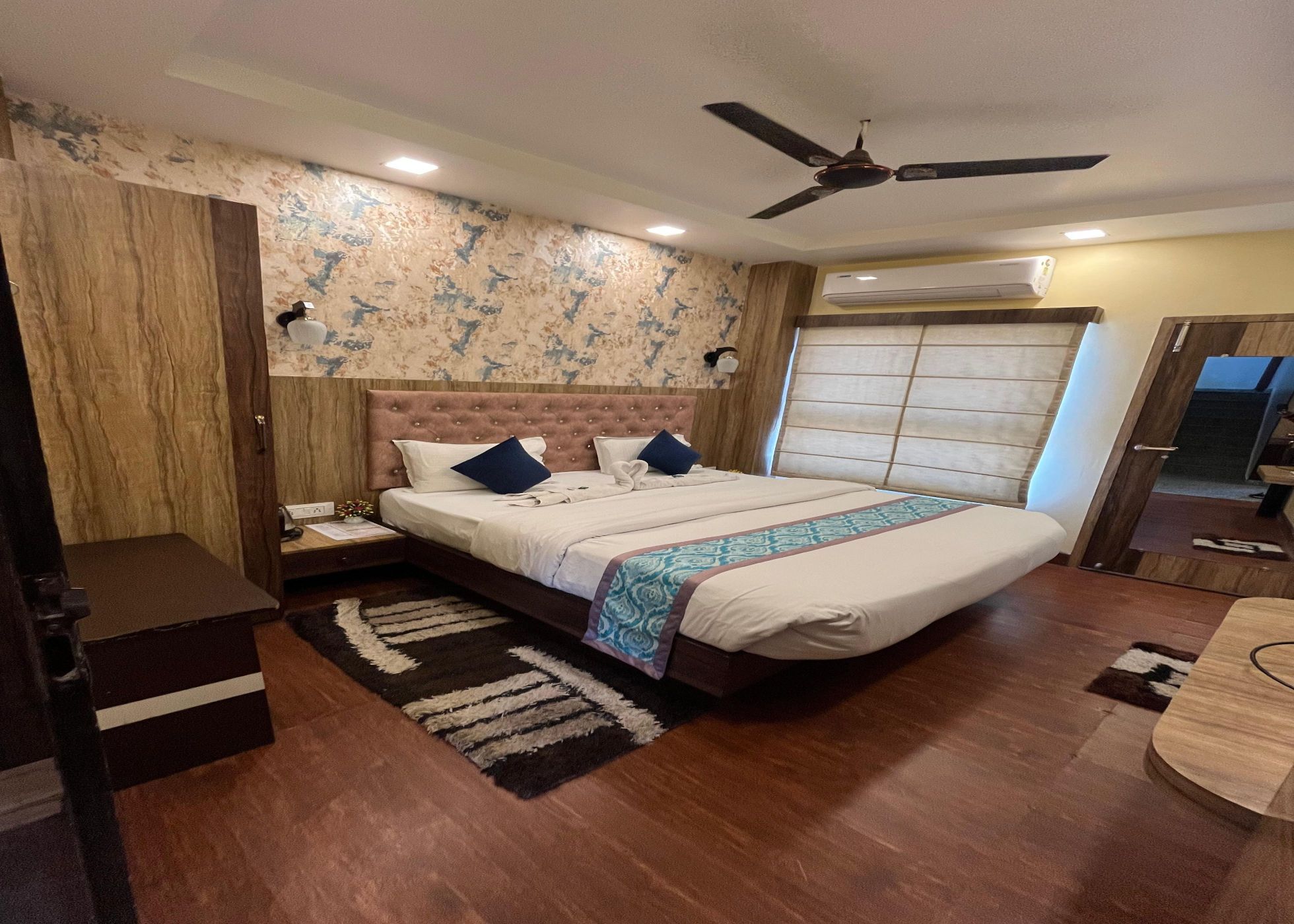  Premium Super Deluxe Room