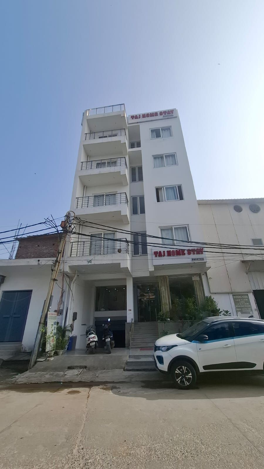 Taj Home Stay, Delhi