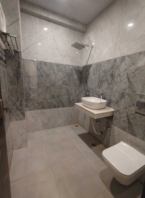 The Aamantran Greens Deluxe Double Room, 1 King Bed, Smoking, Garden View 5