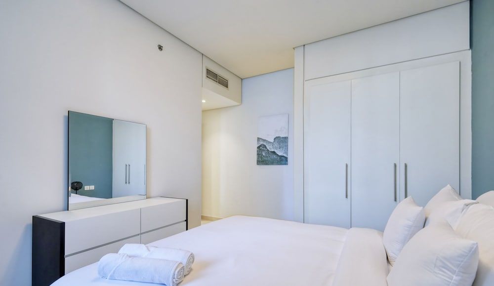 Deluxe Apartment, City View