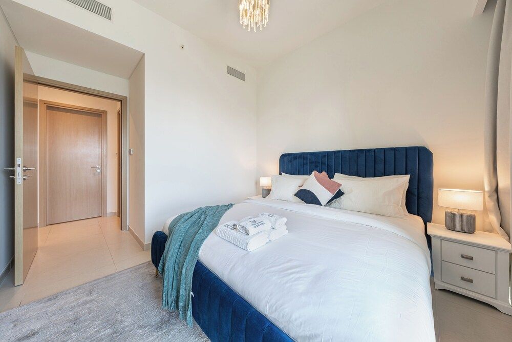 Luxury Apartment, Balcony