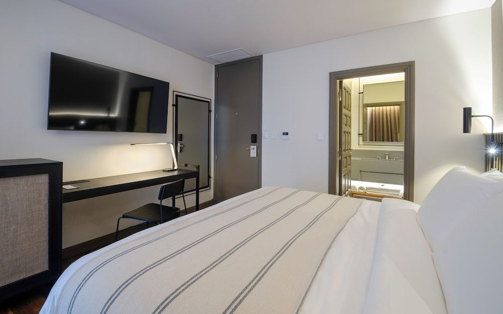 El Bodeguero Standard Room 2