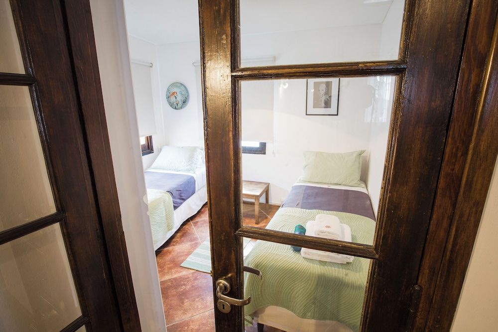 Posada de Rosas Family Room 5