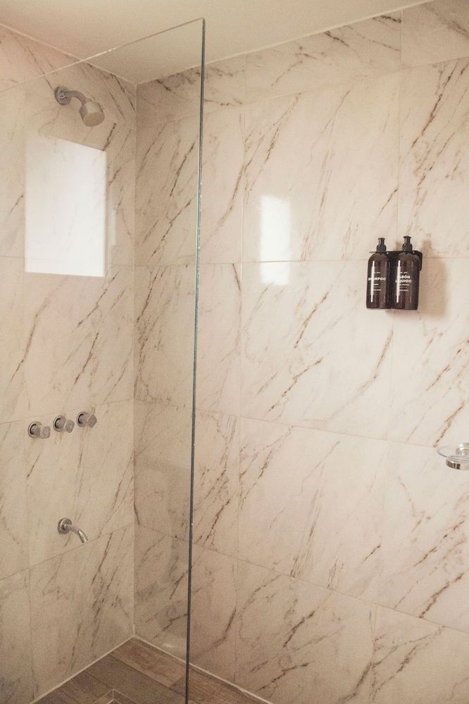 Alameda Classic Double Room 12