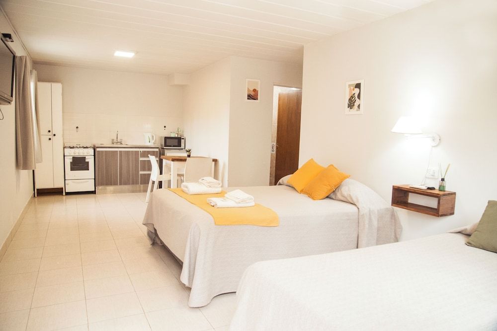 Alameda Classic Studio 5