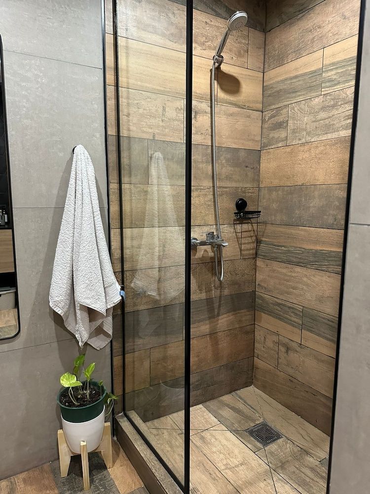 Anas inn Basic Room 6