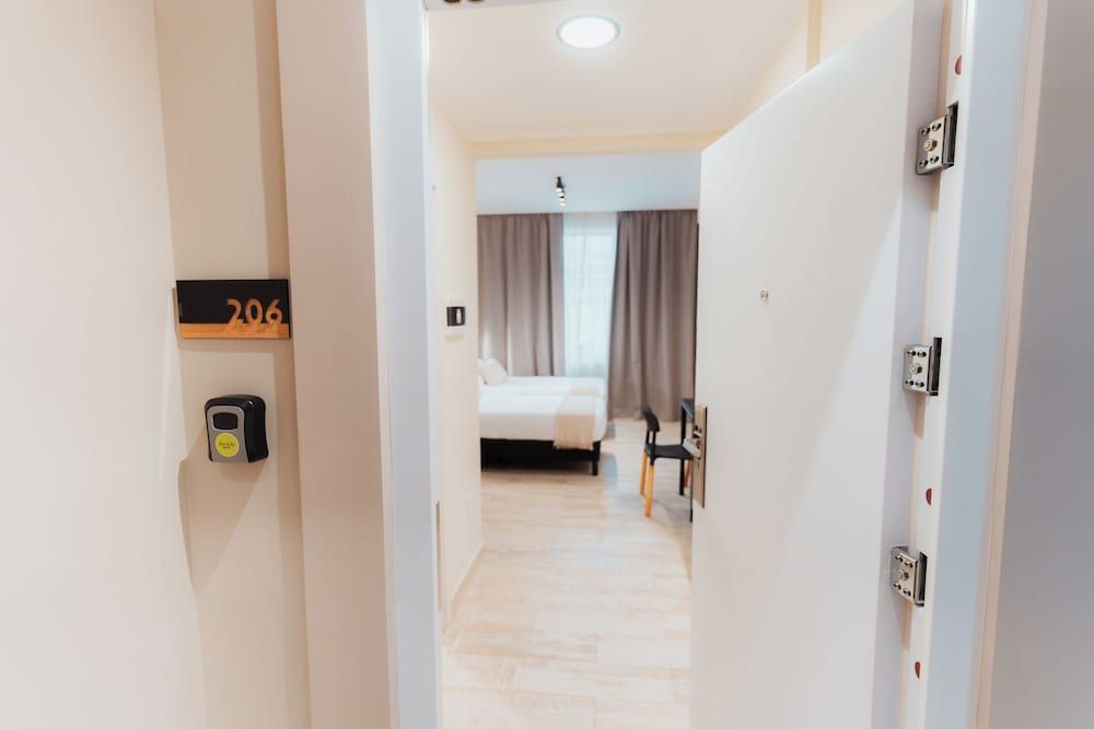 RentUp Suites Salta Superior Suite, Balcony 25