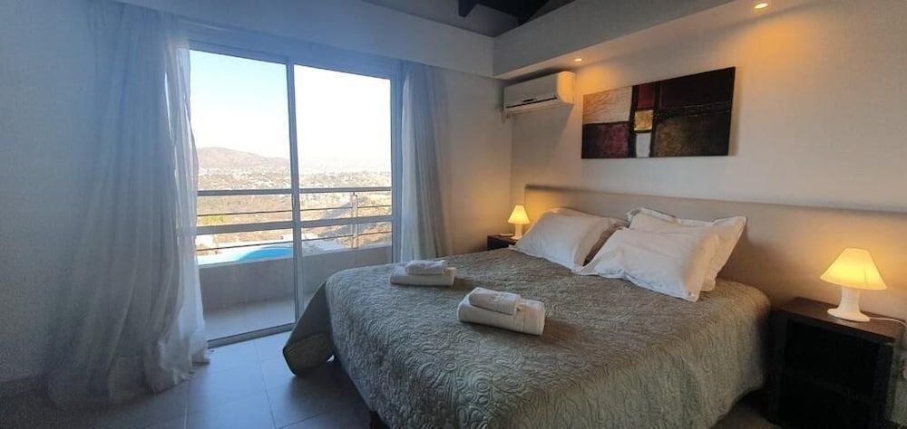 Junior Apartment, City View