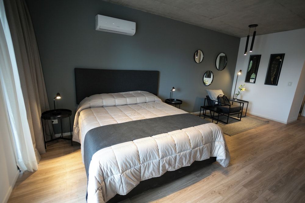Studio, 2 Twin Beds
