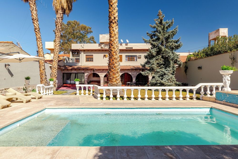 FLIPHAUS Wine Country Erlich