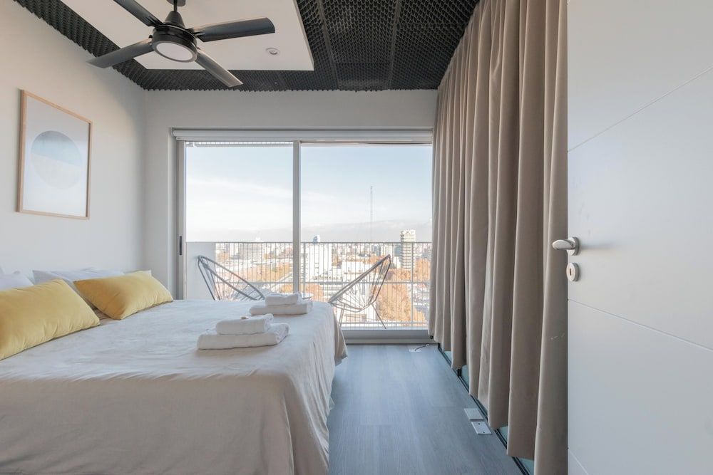 MOT Azopardo 700 Family Apartment, Balcony, River View 11